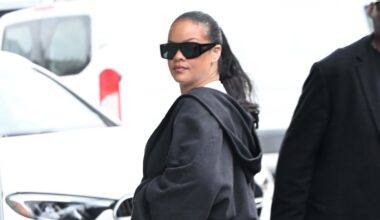 Rihanna lifts cancer patient’s spirits in grocery store moment – NBC New York