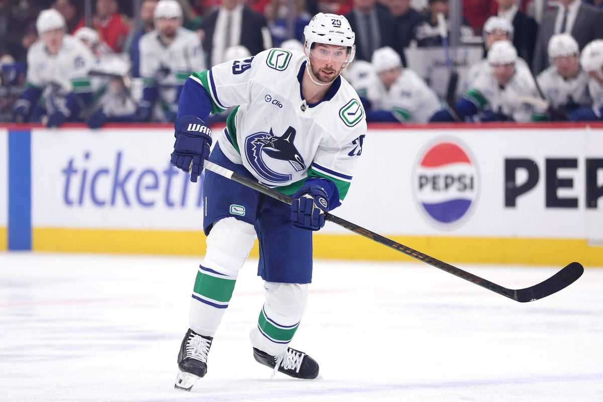 Vancouver Canucks trade Marcus Pettersson to New York Rangers: Sources