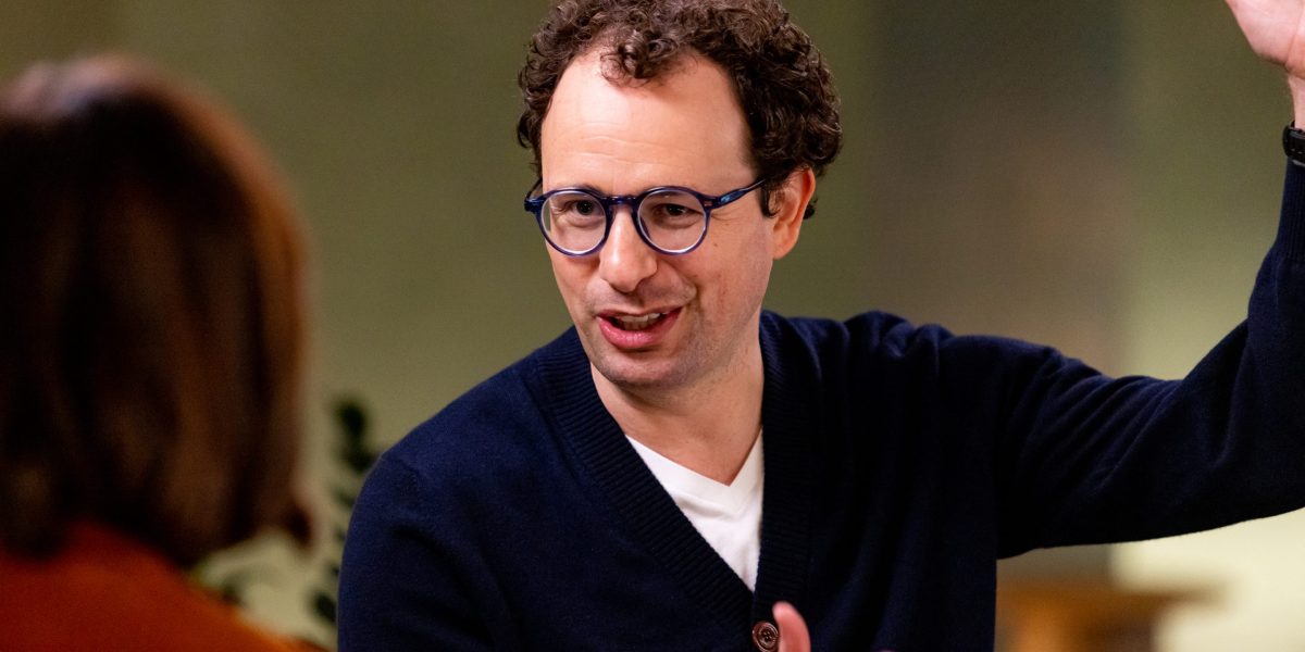 Billionaires warned NYC would scare off business. Anthropic and Airbnb just bet big on the city