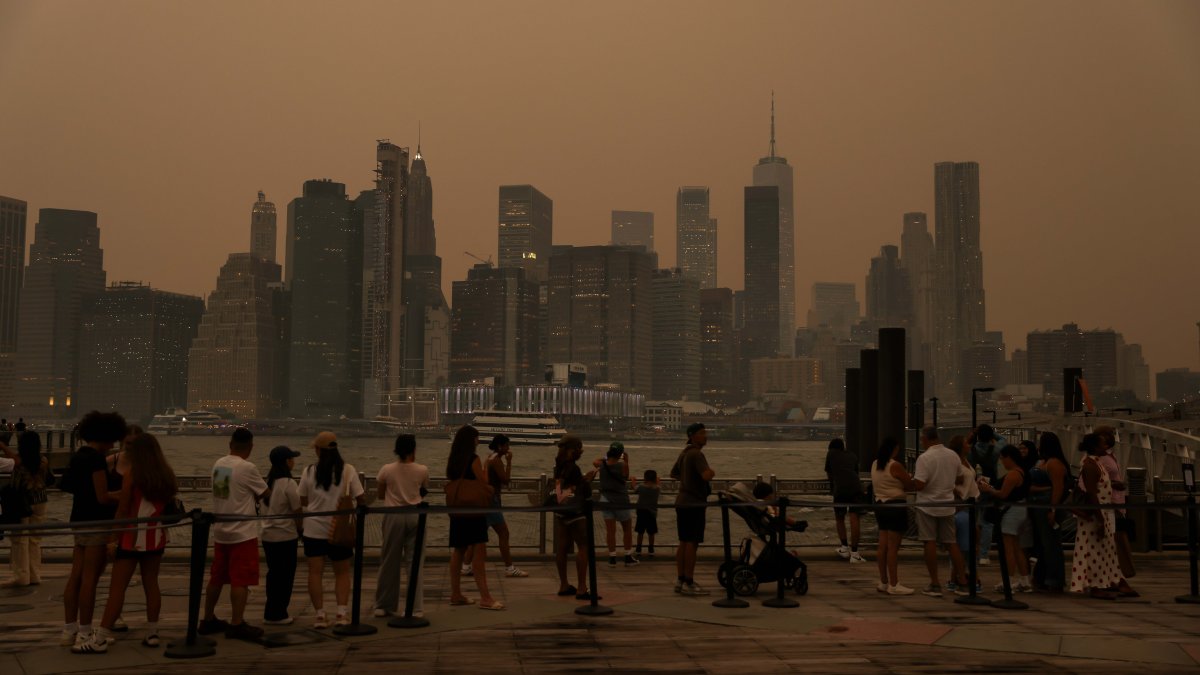 Air quality in NY, NJ worsens as Canadian wildfire smoke peaks – NBC New York