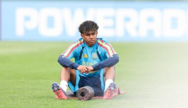 Spain forced to cancel pre-World Cup final training due to adverse weather