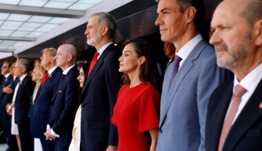 EAST RUTHERFORD, NEW JERSEY - JULY 19: King Felipe VI, Queen Letizia of Spain and Spanish Prime Minister Pedro Sanchez attend the FIFA World Cup 2026 Final match between Spain and Argentina at New York New Jersey Stadium on July 19, 2026 in East Rutherford, New Jersey. (Photo by Eva Marie Uzcategui - FIFA/FIFA via Getty Images)