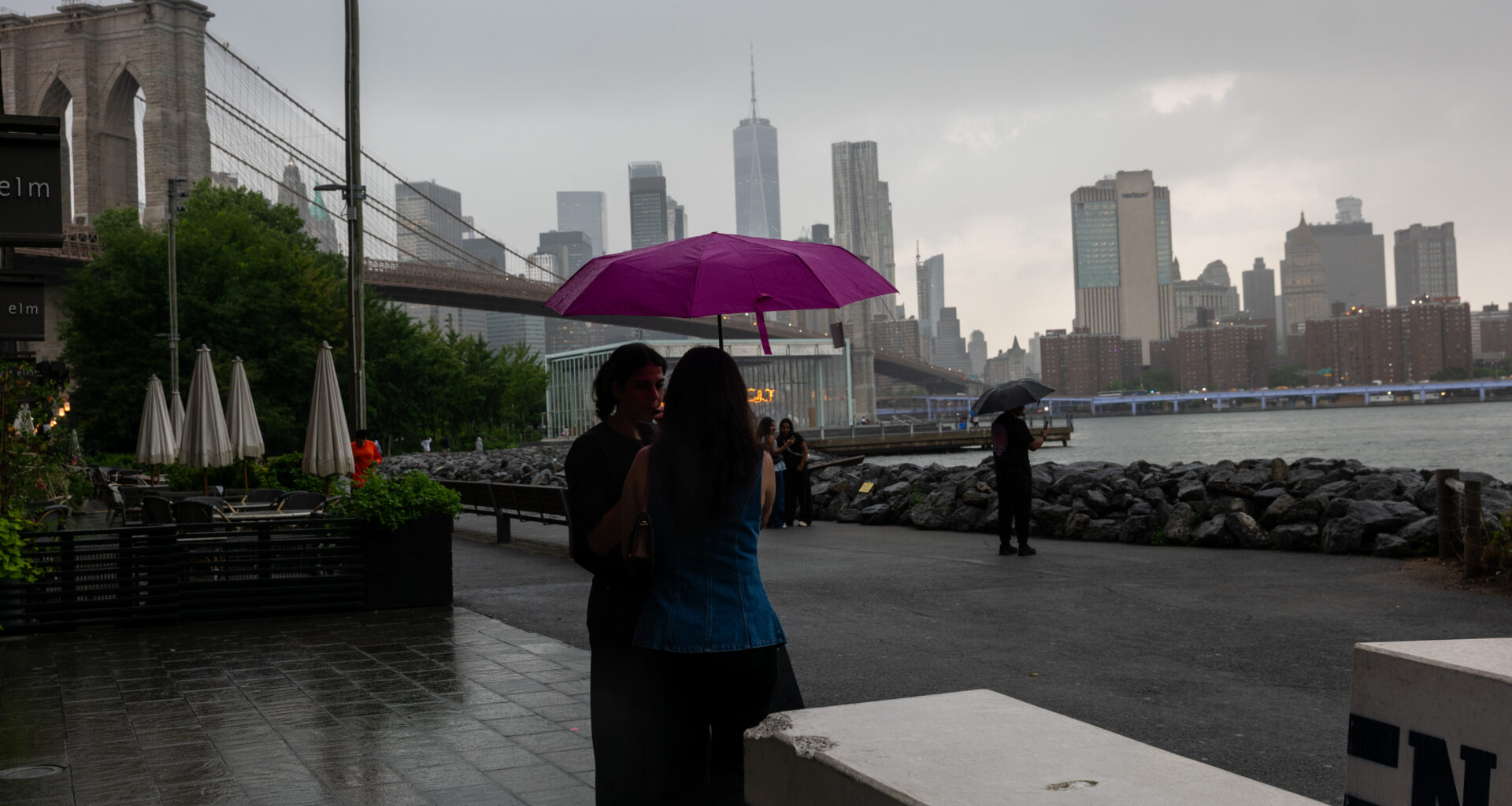 Thunderstorm threats force cancellation of 100s of NYC flights