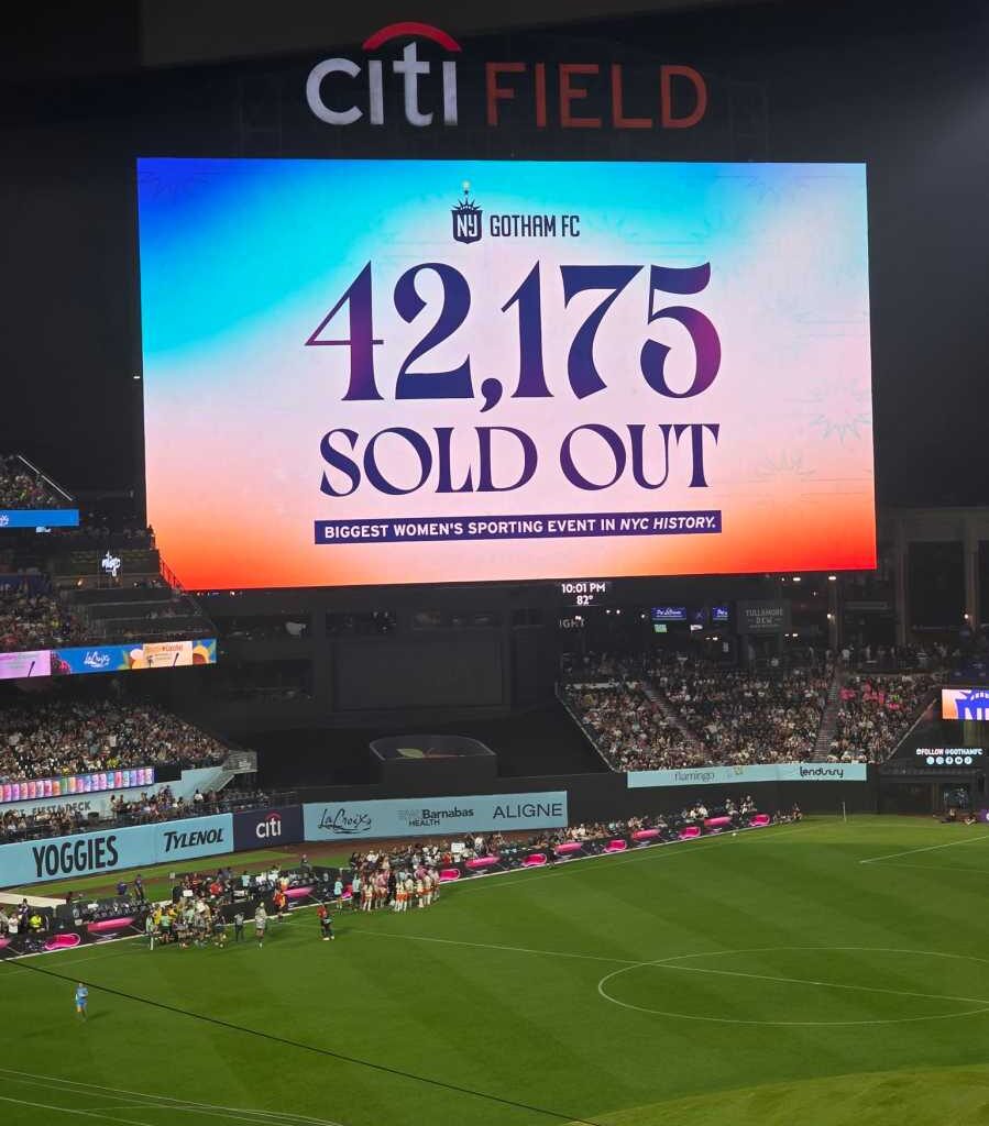 Queens Classic draws record-breaking crowd to Citi Field, marking ‘beginning of a new relationship’ between borough and Gotham FC – QNS