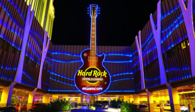 Bronx, N.Y. man wins $174,708 jackpot with $5 bet on Triple Diamond slot machine at Hard Rock
