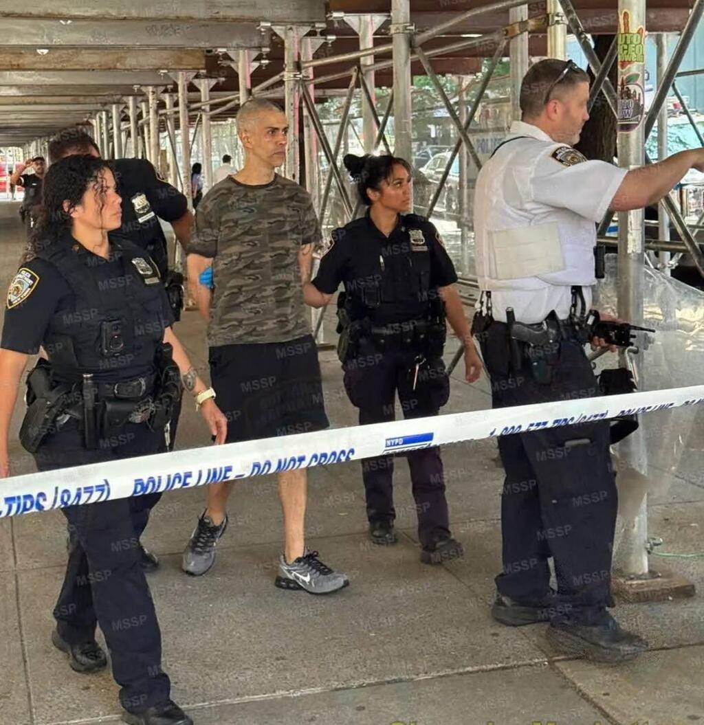 ראול מוראלס שנעצר בחשד לדקירות במנהטן