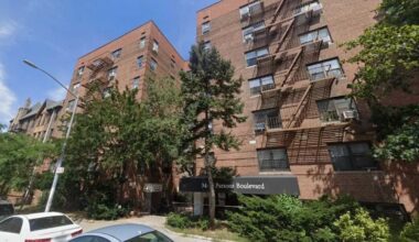 Class action lawsuit against notorious landlord A&E Real Estate alleges it illegally overcharged Queens tenants by $5 million – QNS