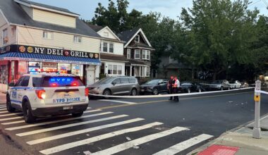 Man, 20, repeatedly stabbed outside Staten Island home