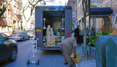 Battle over NYC bill on Amazon DSPs waits to resume