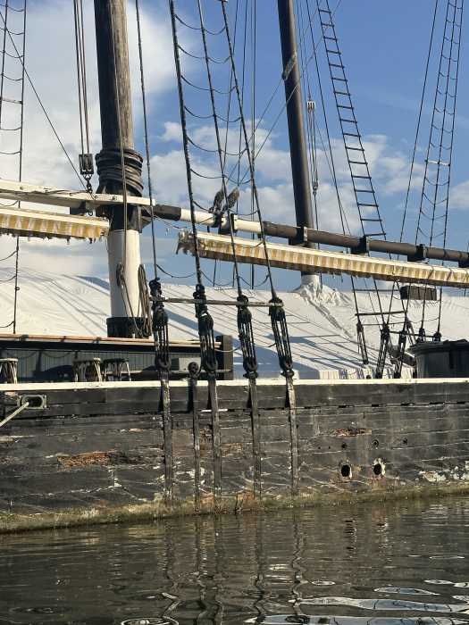 pilot ship side 