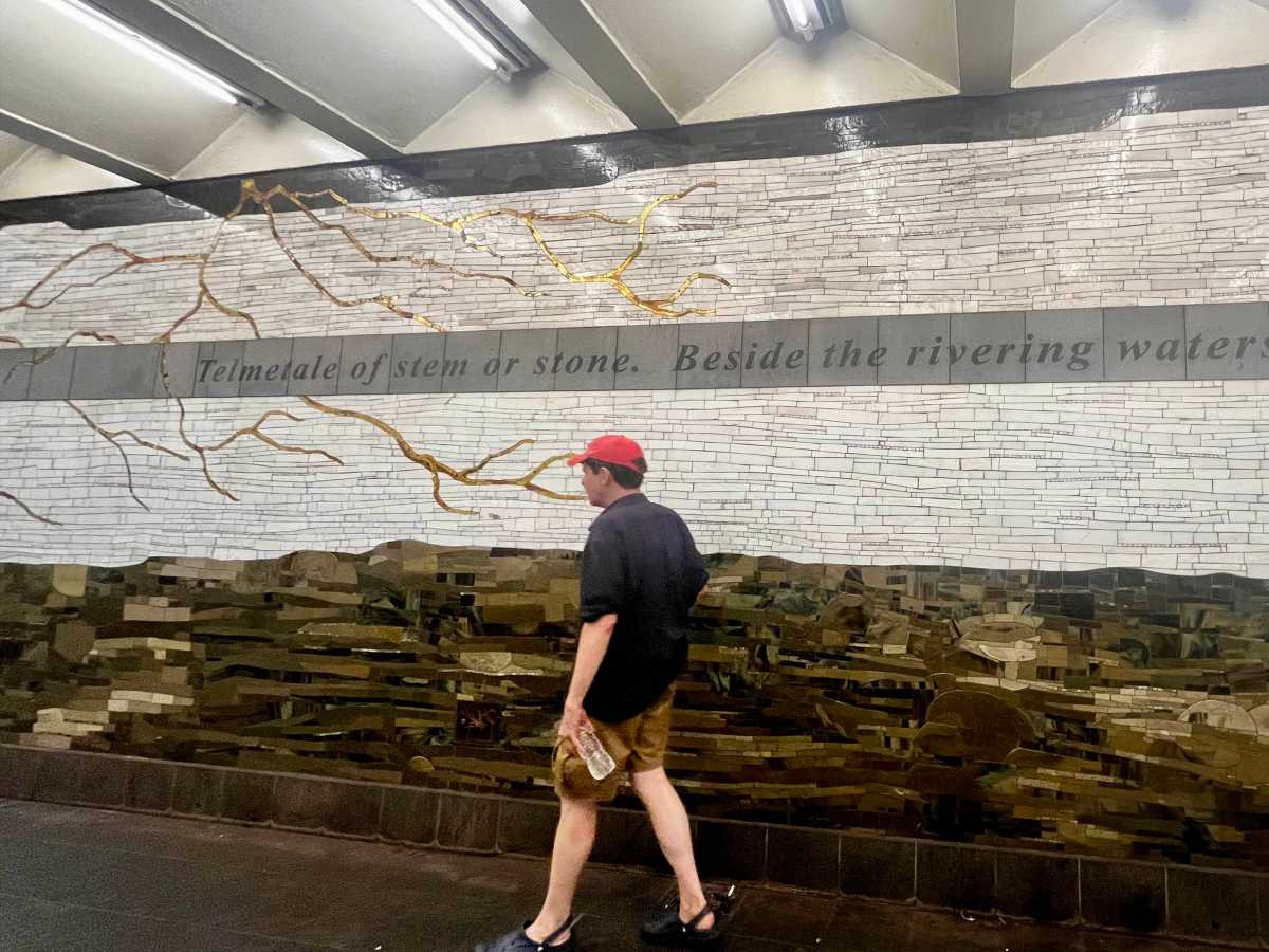 A commuter's museum of joy: Inside NYC's Subway Art Tour 8