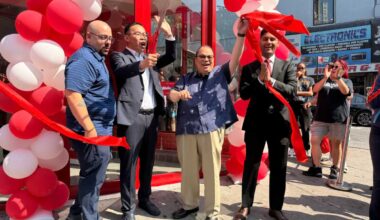 Filipino fast-food chain Jollibee opens its first Bronx location in The Hub – Bronx Times