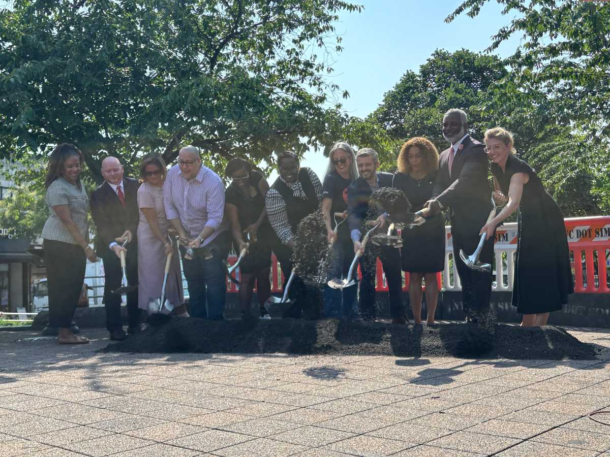 DOT starts work Fordham Road project to boost speeds on Bronx’s busiest bus corridor