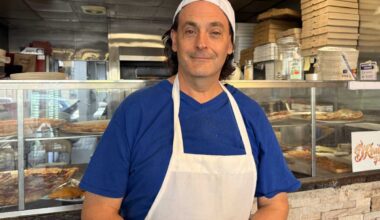 At D’Romanos Pizza, no one leaves hungry – Bronx Times