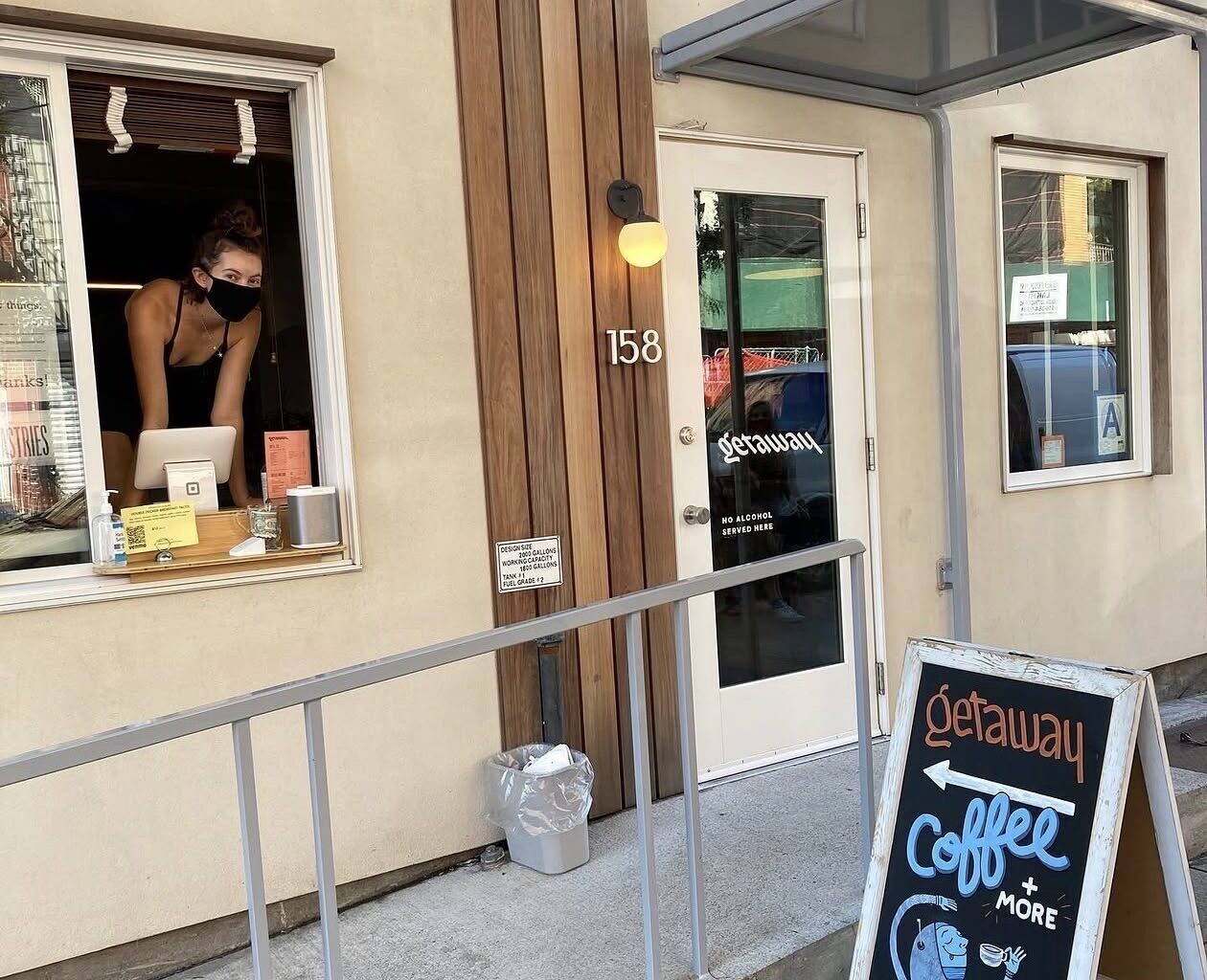 Greenpoint's Blue Light Speak Cheesy Closing This Weekend