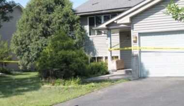 One Firefighter Injured in Brooklyn Park House Fire