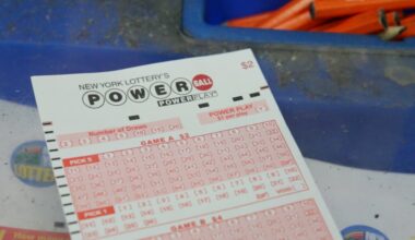 Powerball tickets worth $50K sold in Queens, Orange County
