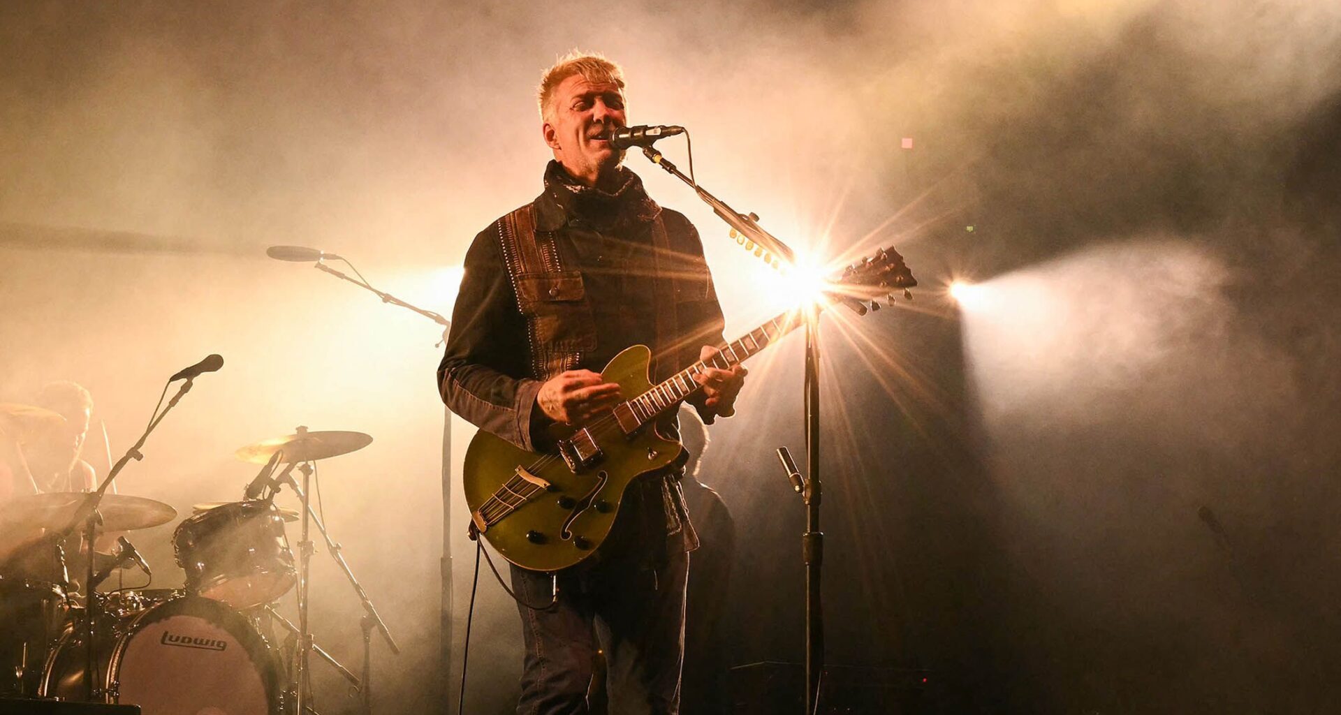 Queens Of The Stone Age drop new single, Easy Street, ft. Nikki Lane