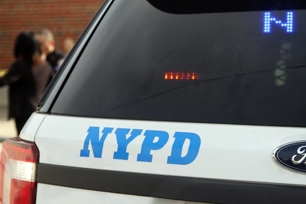 Man lights self on fire outside United Nations in Midtown Manhattan