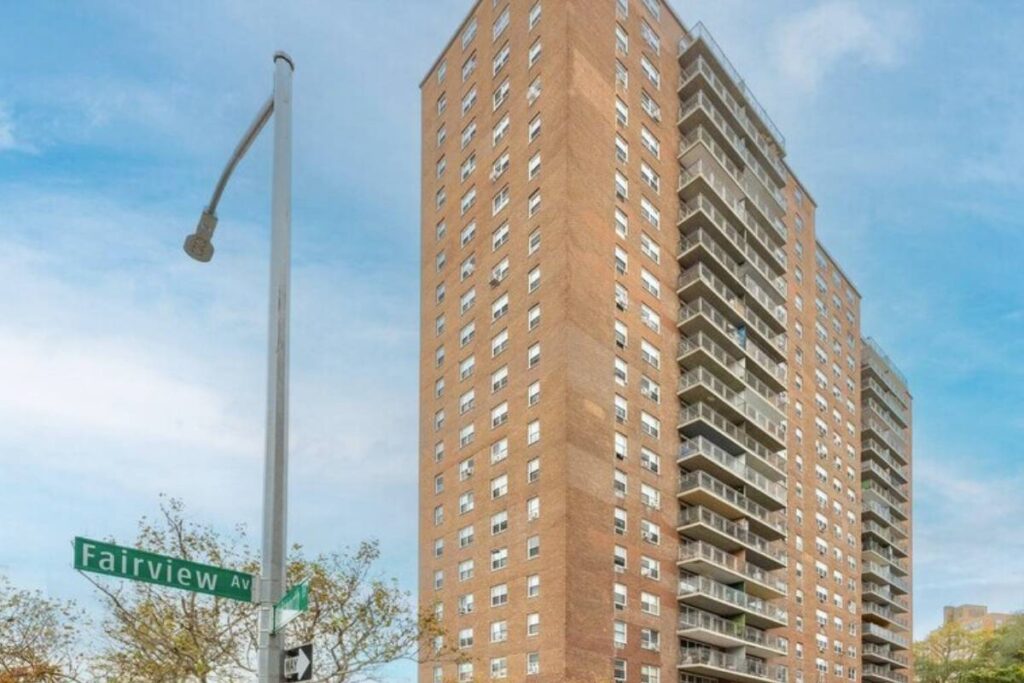 $1,820 to own your own Manhattan apartment—applications are now open for this ultra-rare NYC housing lottery
