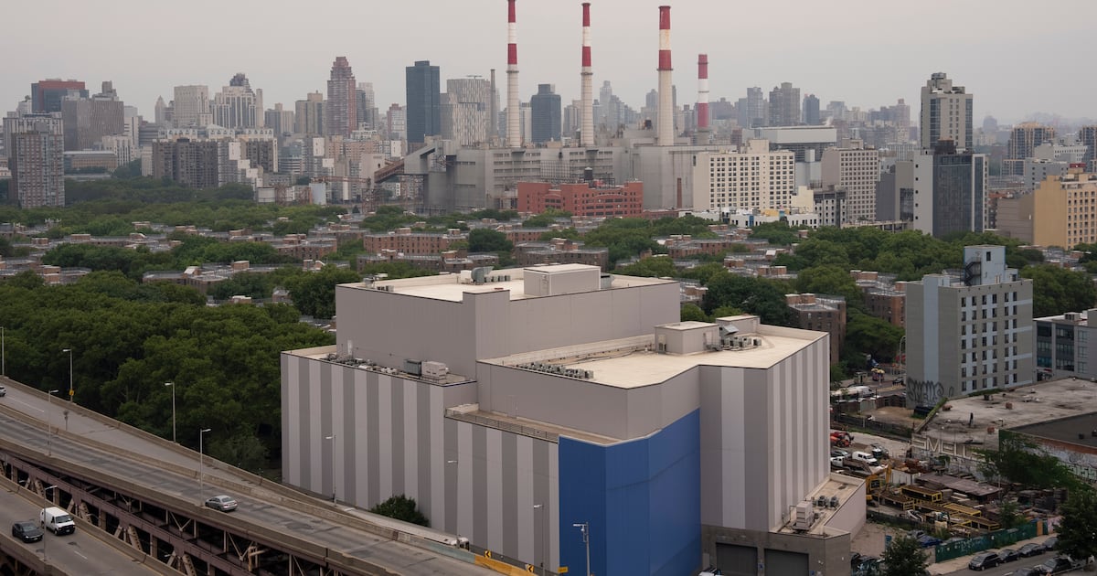 NYC wildfire smoke forces Summer Rising program indoors