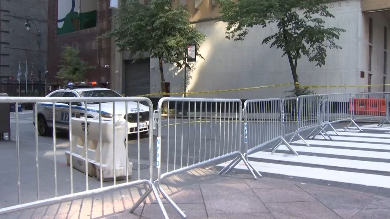 Work continues on unstable building in Midtown