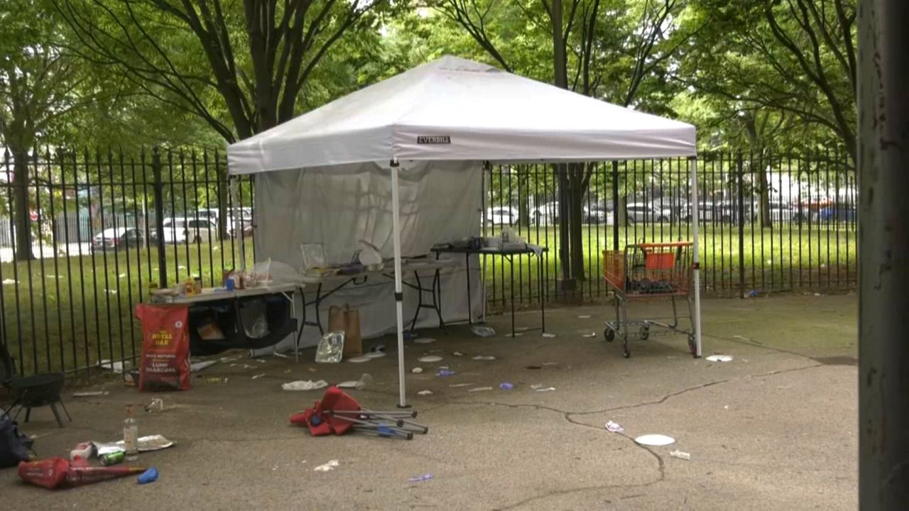 Eight wounded, including four children, in Brooklyn shooting