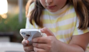 Hochul and Letitia James issue final rules for New York SAFE for Kids Act