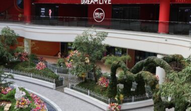 30 minutes from NYC: The second-largest mall in the U.S. just opened a massive 60,000-square-foot event center with Manhattan skyline views