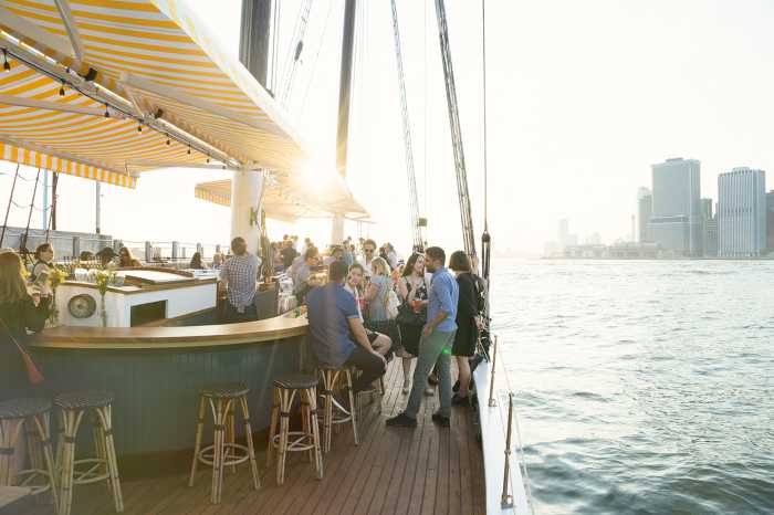 pilot boat as bar