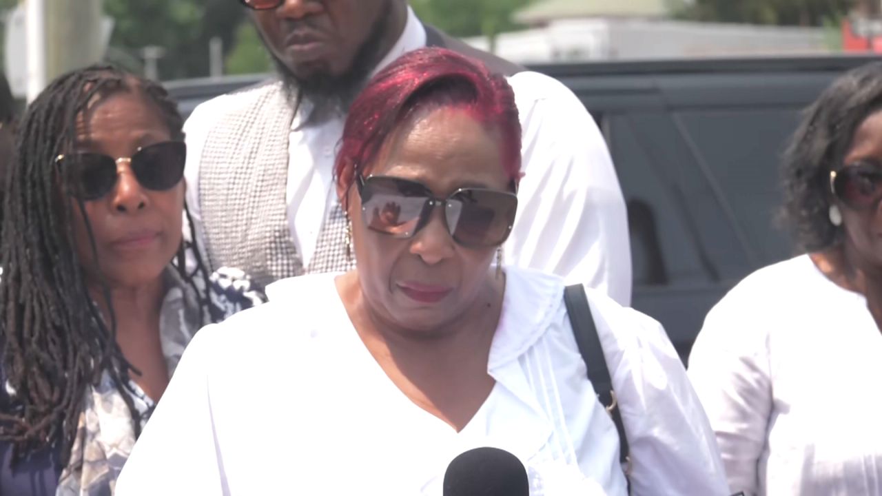 Family claims funeral home mistakenly cremated body