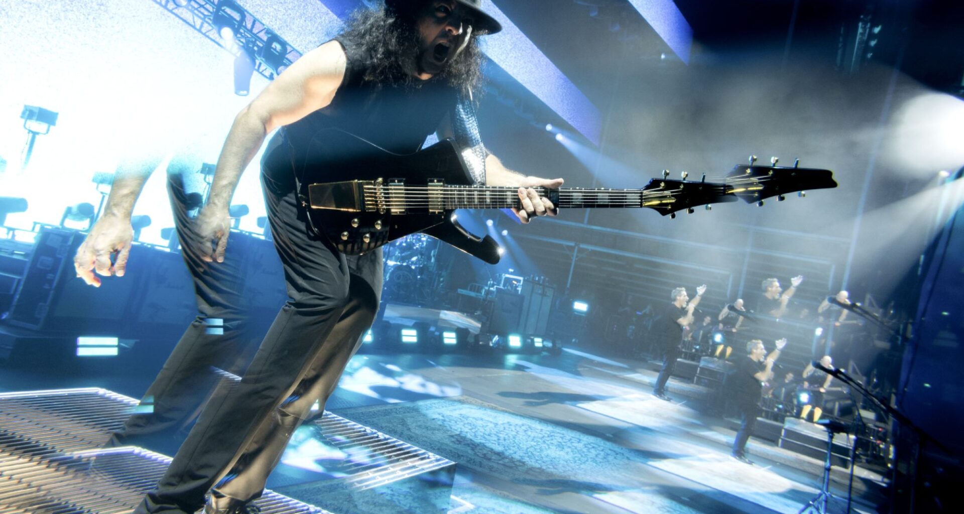 System Of A Down live in London review: A QOTSA-featuring, Oasis-baiting, circle pit party