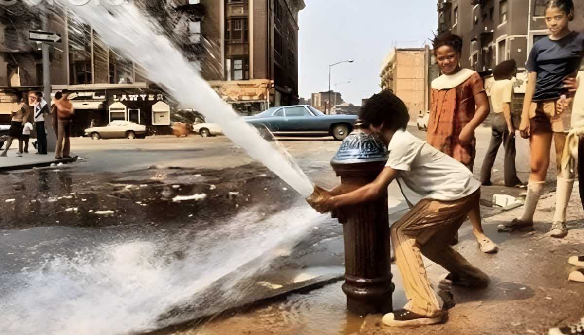 A Bronx guide to surviving the heat: Cooling centers, pools and more across the borough – Bronx Times