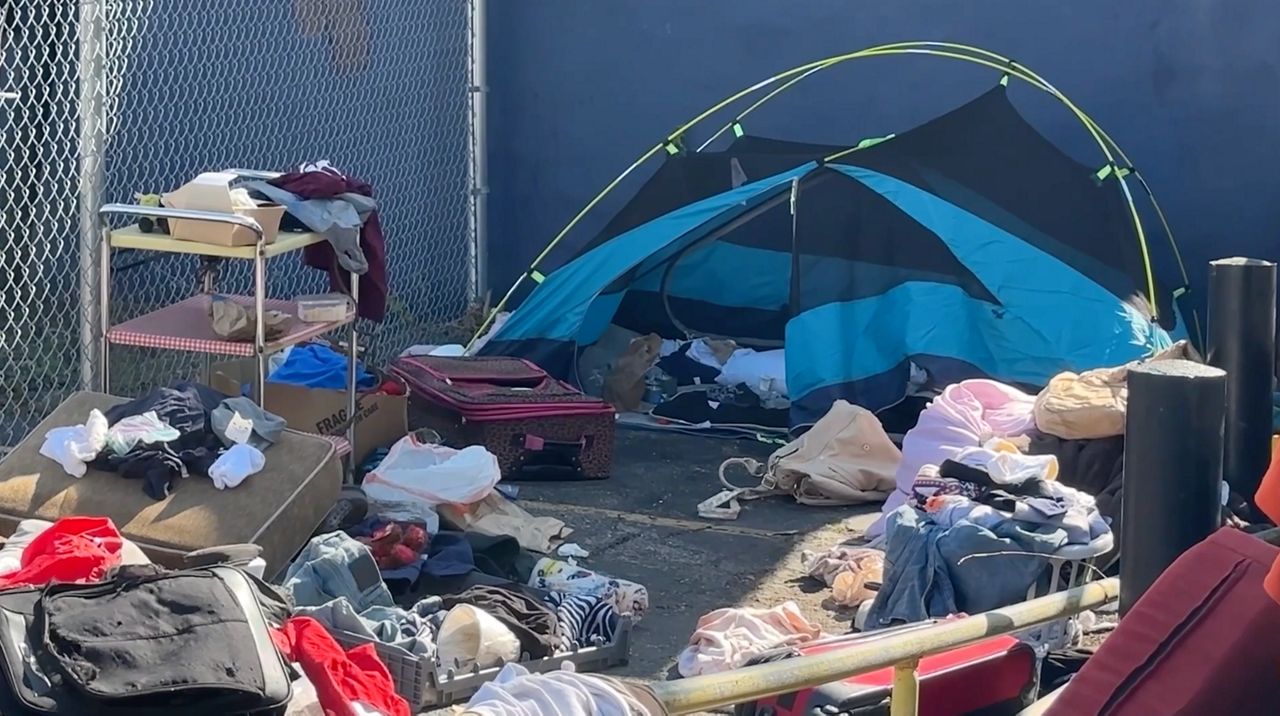 Report finds pockets of rising homelessness in N.Y.