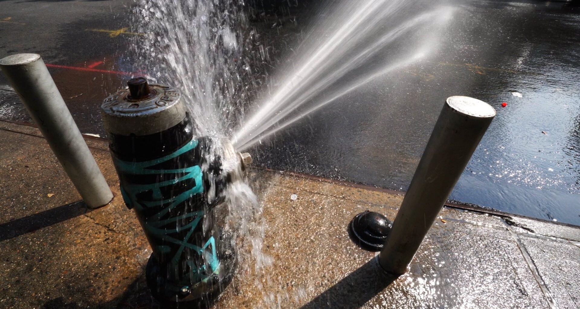 NYC heat hack: free fix to turn fire hydrants into sprinklers