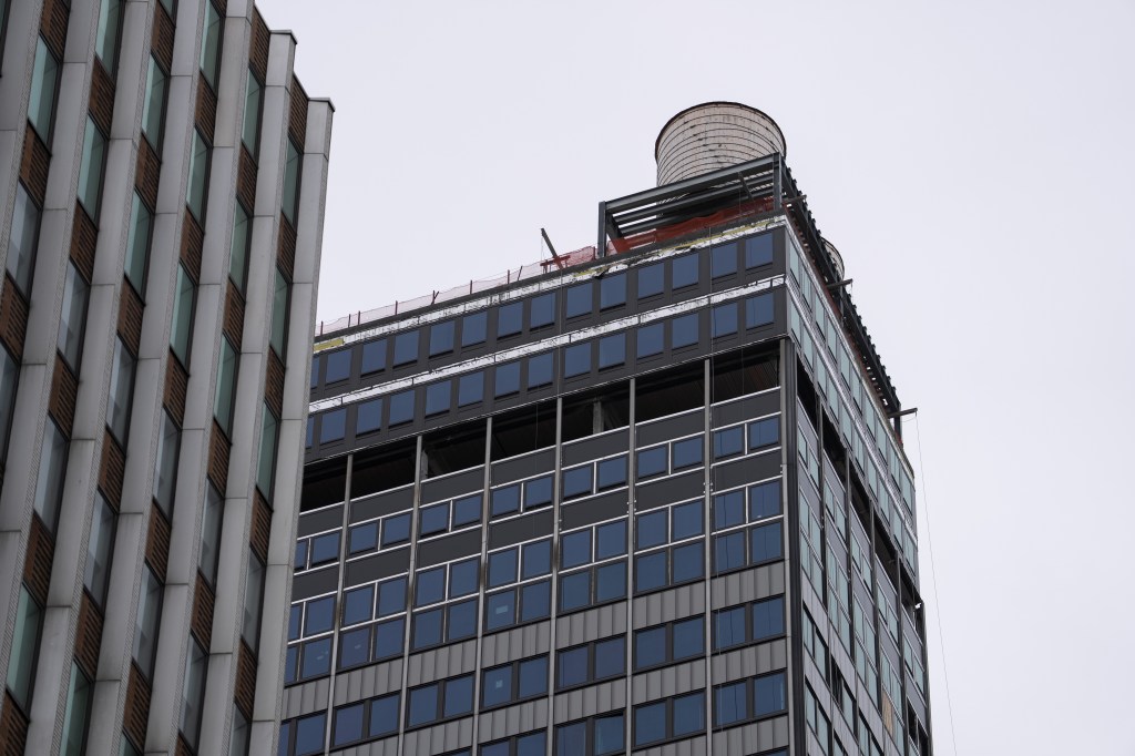 NYC building threatening to collapse had multiple past safety violations