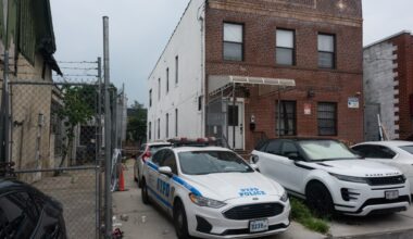 Woman, 34, stabbed to death in her Queens apartment, man found dead in nearby Astoria Park