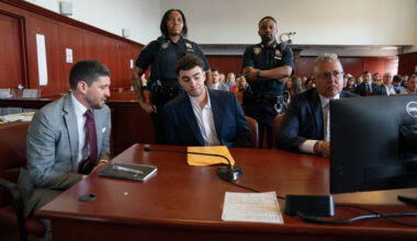 Accused CEO killer Luigi Mangione wants hearing over which reporters get to cover his trial