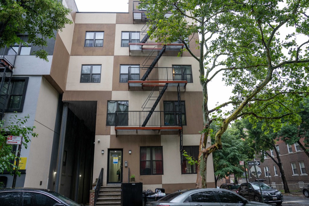 One woman stabbed and slashed, another arrested for her murder in Bronx home they share