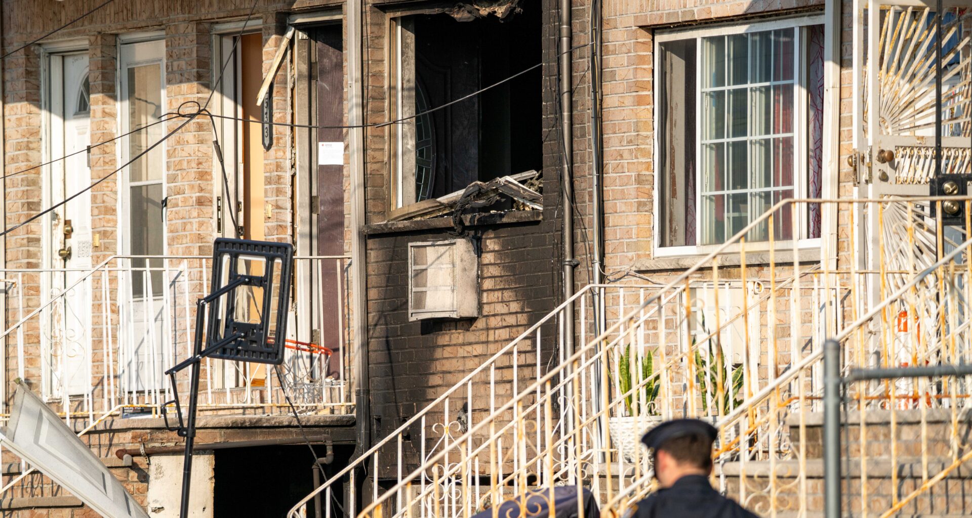 Upstairs neighbor recalls fear and terror as troubled vet sets Queens home ablaze amid killings