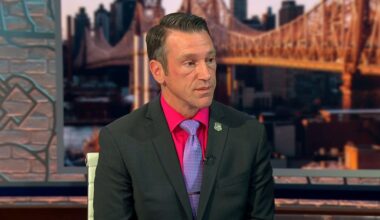FDNY EMS union calls for better pay, work conditions