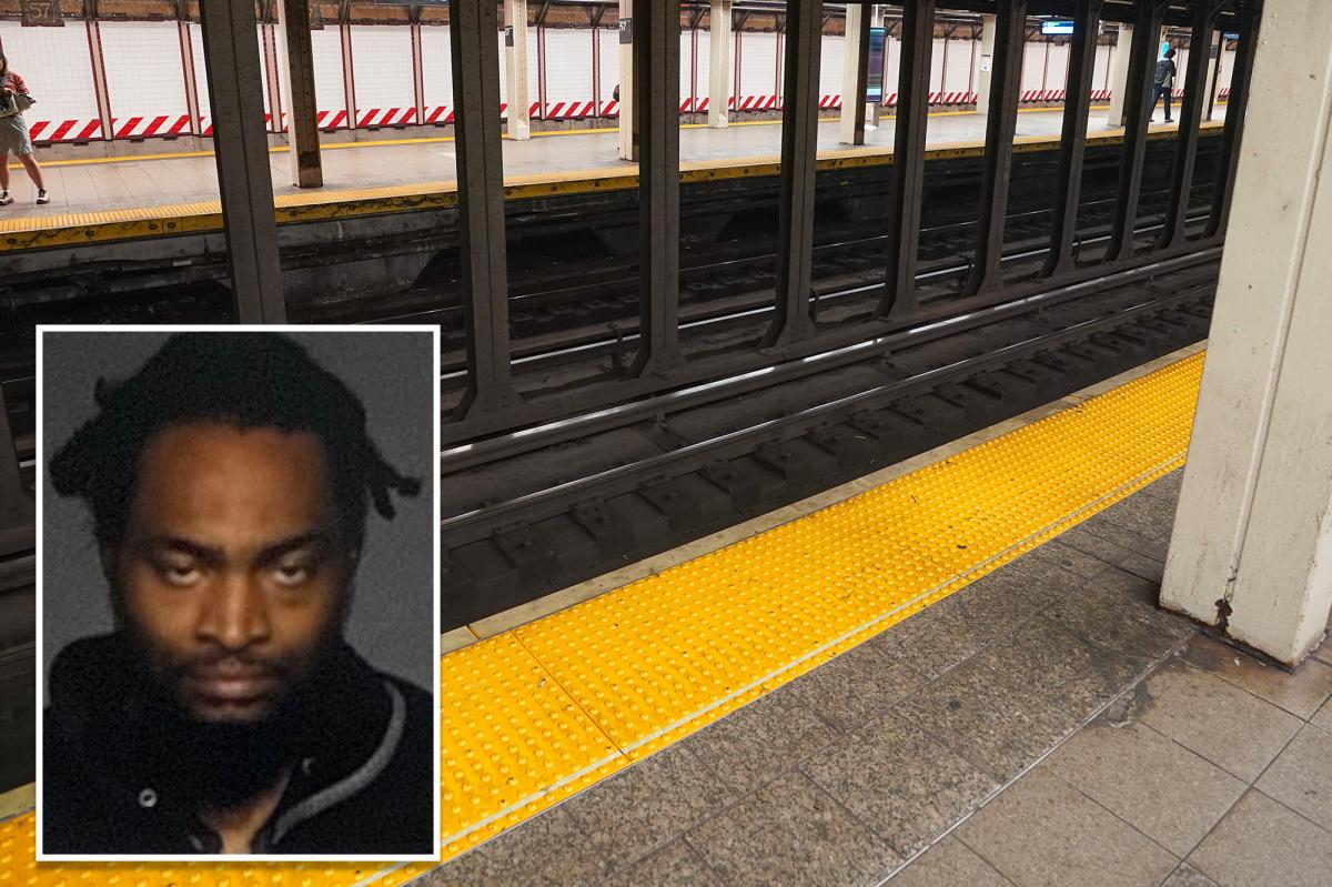 Accused NYC subway shover unleashes unhinged rant while waiting to face judge: ‘The cuffs are on, I’ll break them!’
