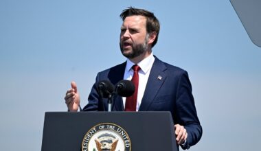 ‘CatsOnACouch’ creator sues over being barred from JD Vance event – NBC New York