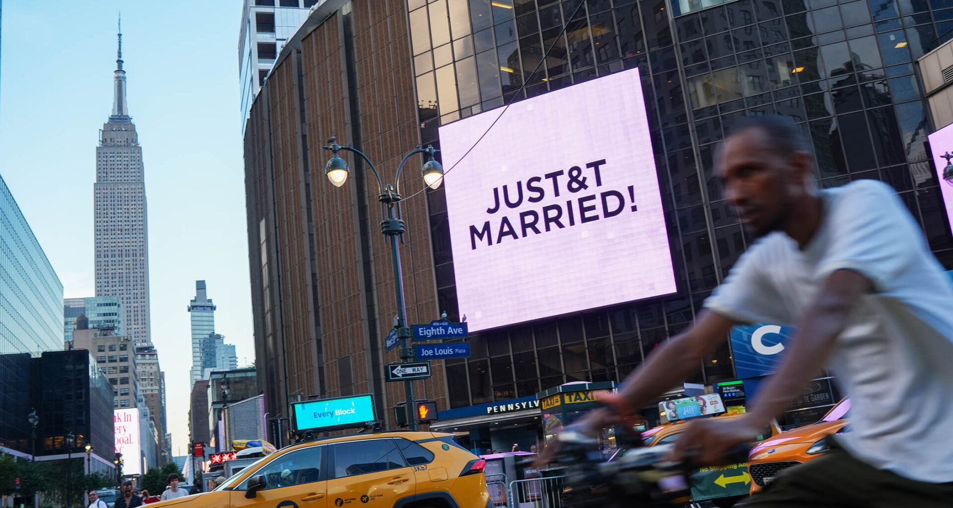 Swift and Kelce take Manhattan and show the White House h...