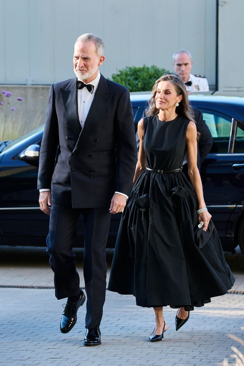 Queen Letizia re-wears her acclaimed 2021 dress at the ABC Journalism Awards, completing the look with Queen Victoria Eugenie's iconic heirloom jewels.