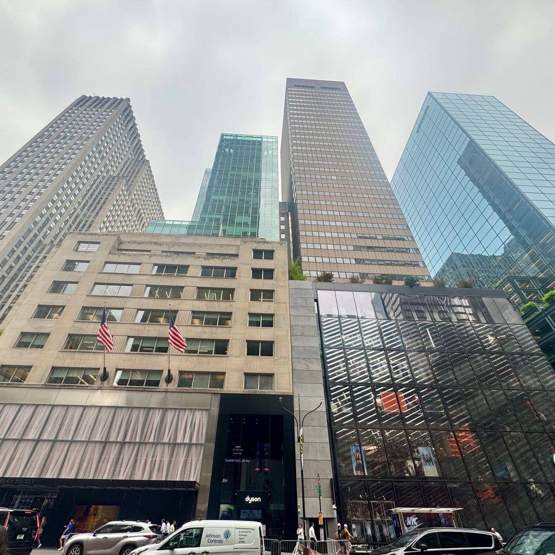 640 Fifth Avenue, at the bottom of which is a Victoria's Secret, and 650 Fifth Avenue, where William Henry Vanderbilt's Triple Palaces used to be