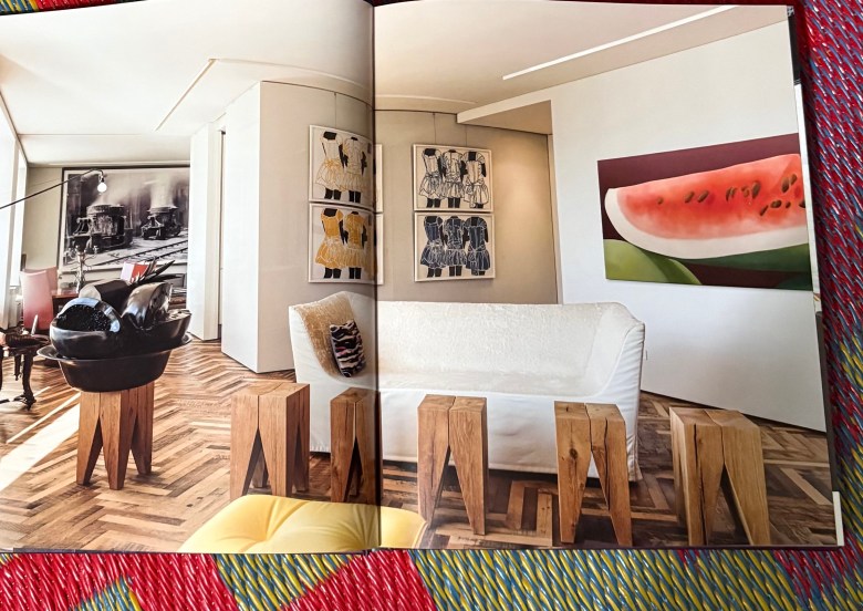 There is nothing whatsoever simplistic about Lewis’ monochromatic room above. Not only are the gradations and tonalities richness itself, the subdued background they provide magnifies to magnificence Columbian artist Ana Mercedes Hoyos watermelon still life.