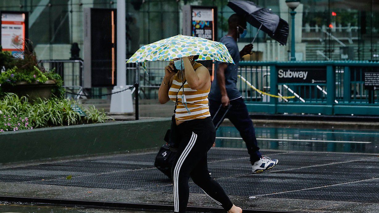 The National Weather Service has issued a Flood Watch for the five boroughs until 8 p.m. Wednesday. (AP Photo)