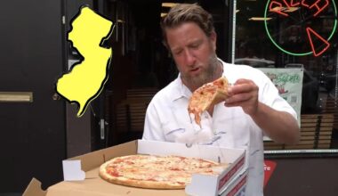 Dave Portnoy Reviews Crispy Crust Pizza In Englewood, NJ