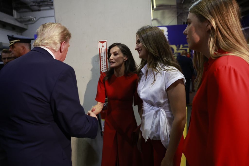 Donald and Melania Trump's private meeting with King Felipe and Queen Letizia after Spain's World Cup victory [Photos]
